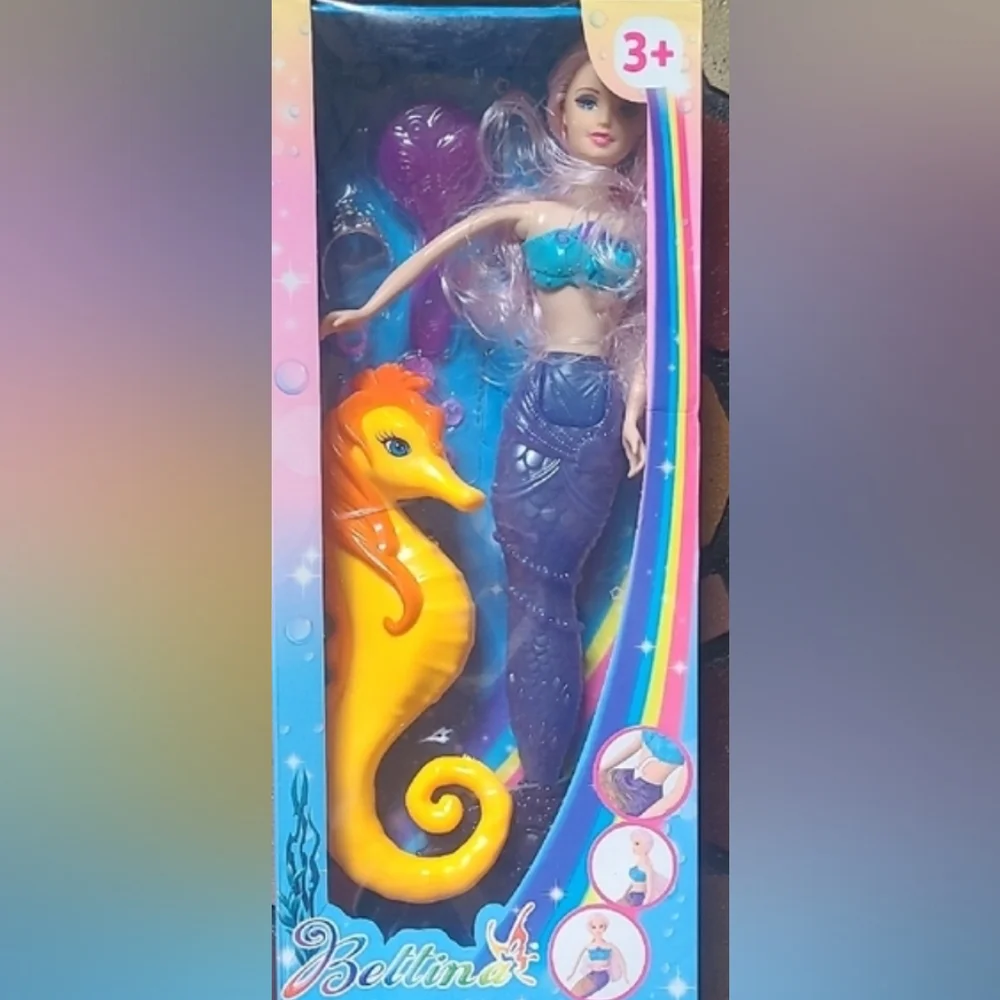 New in box! Color Changing Mermaid Doll with Seahorse play set toy
